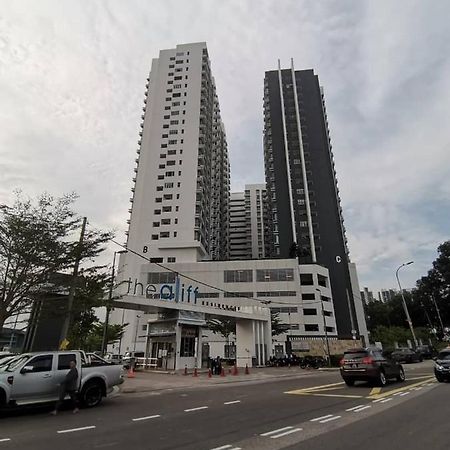 Aliff Residences 艾麗軒 Τζόχορ Μπάχρου Εξωτερικό φωτογραφία