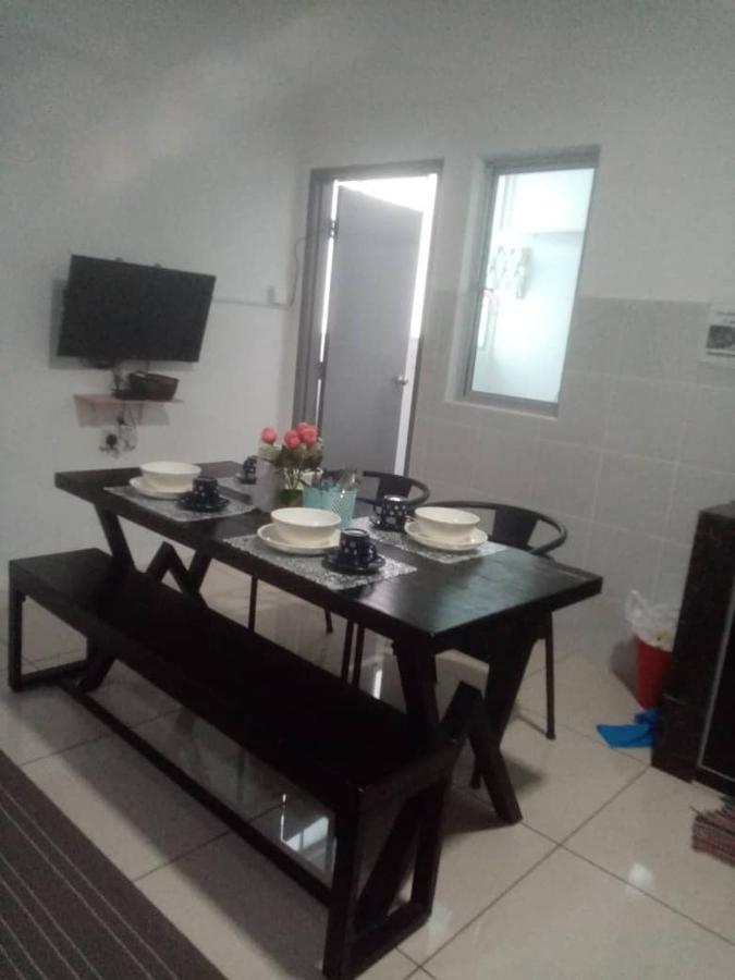 Aliff Residences 艾麗軒 Τζόχορ Μπάχρου Εξωτερικό φωτογραφία